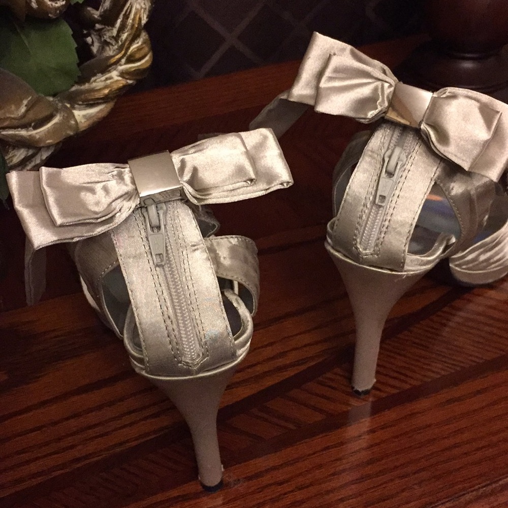 👠's - Picture 4 of 8